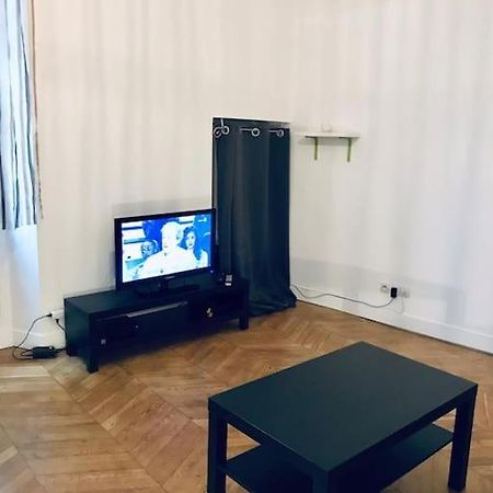 The Spot In The Center On Fontainebleau 아파트 외부 사진