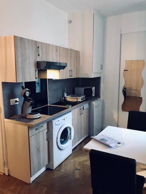 The Spot In The Center On Fontainebleau 아파트 외부 사진